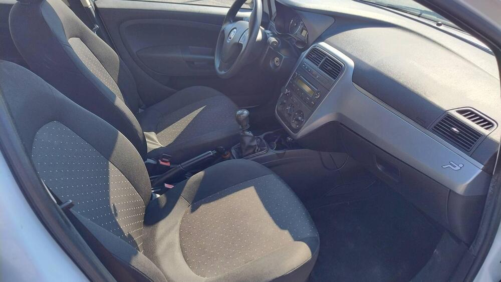 Fiat Grande Punto usata a Latina (5)