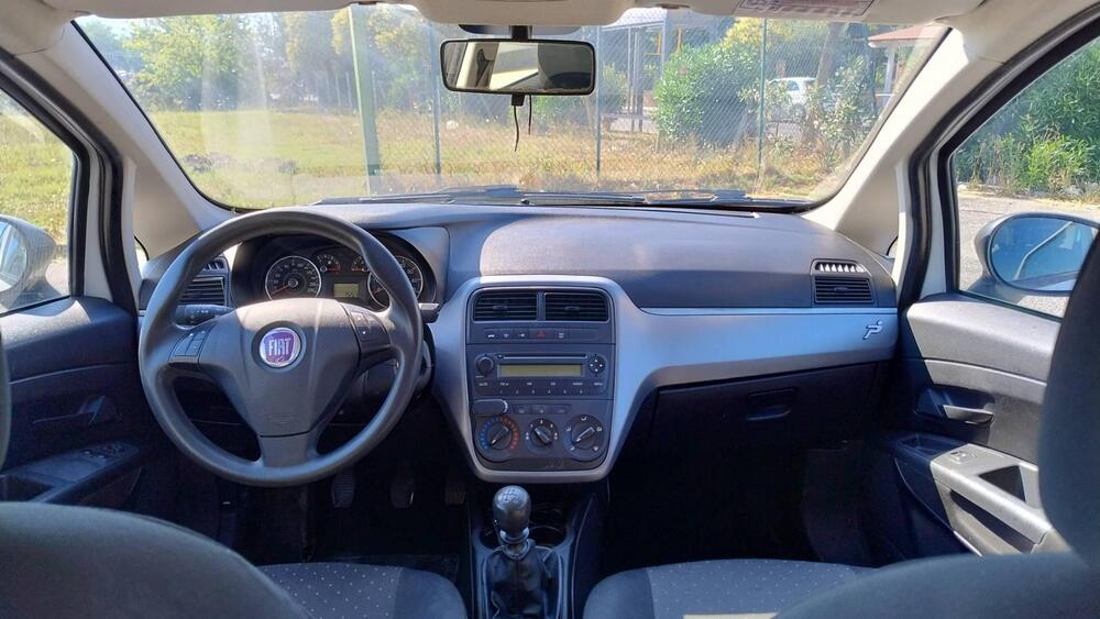 Fiat Grande Punto usata a Latina (6)