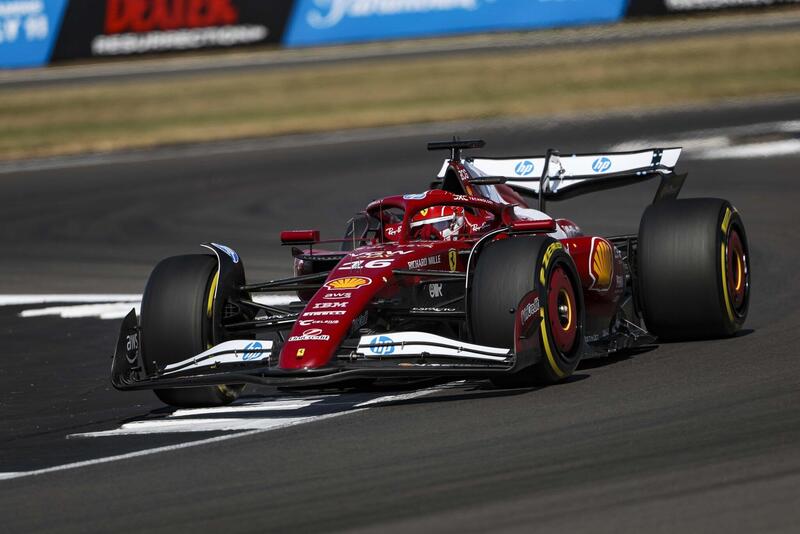 F1. Norris e le Ferrari subito in palla, Mercedes pronta a tornare a vita col freddo, Red Bull oggetto misterioso: ecco cosa abbiamo imparato dalle libere a Silverstone