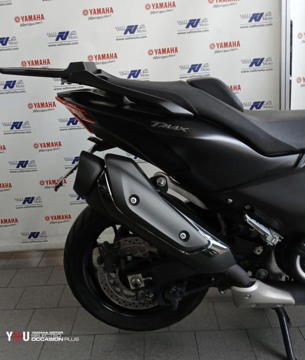 Yamaha T-Max 560 (2022 - 24) (3)