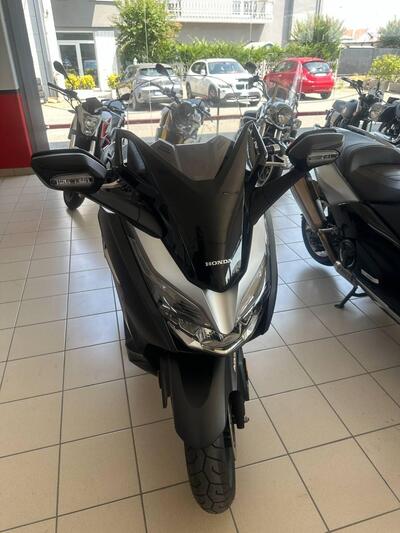 Honda Forza 300 ABS (2018 - 20) usata