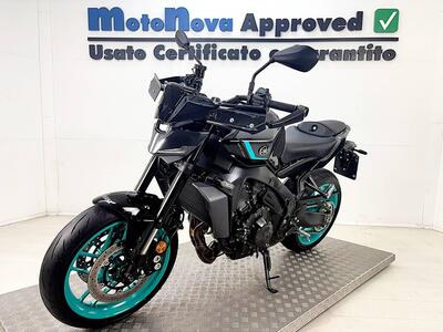Yamaha MT-09 Y-AMT (2024 - 25) usata