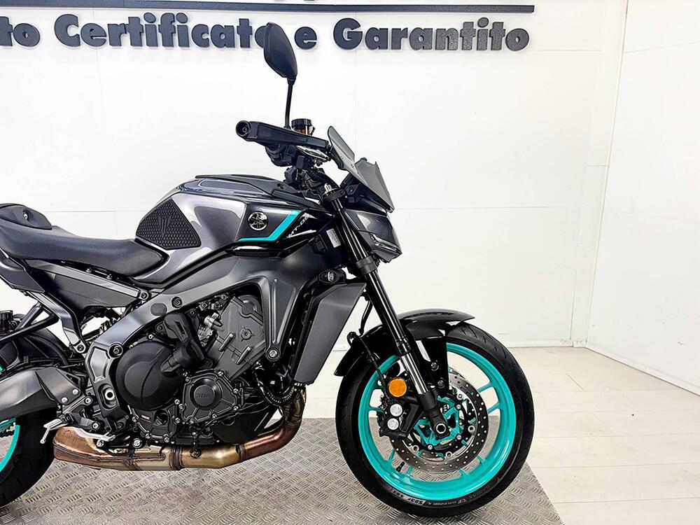 Yamaha MT-09 Y-AMT (2024 - 26) (11)