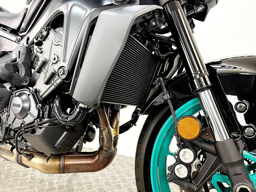 Yamaha MT-09 Y-AMT (2024 - 26) (9)