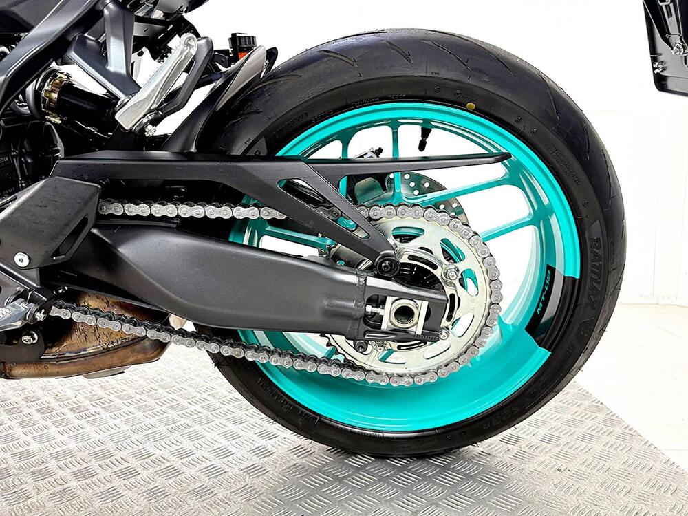 Yamaha MT-09 Y-AMT (2024 - 26) (18)