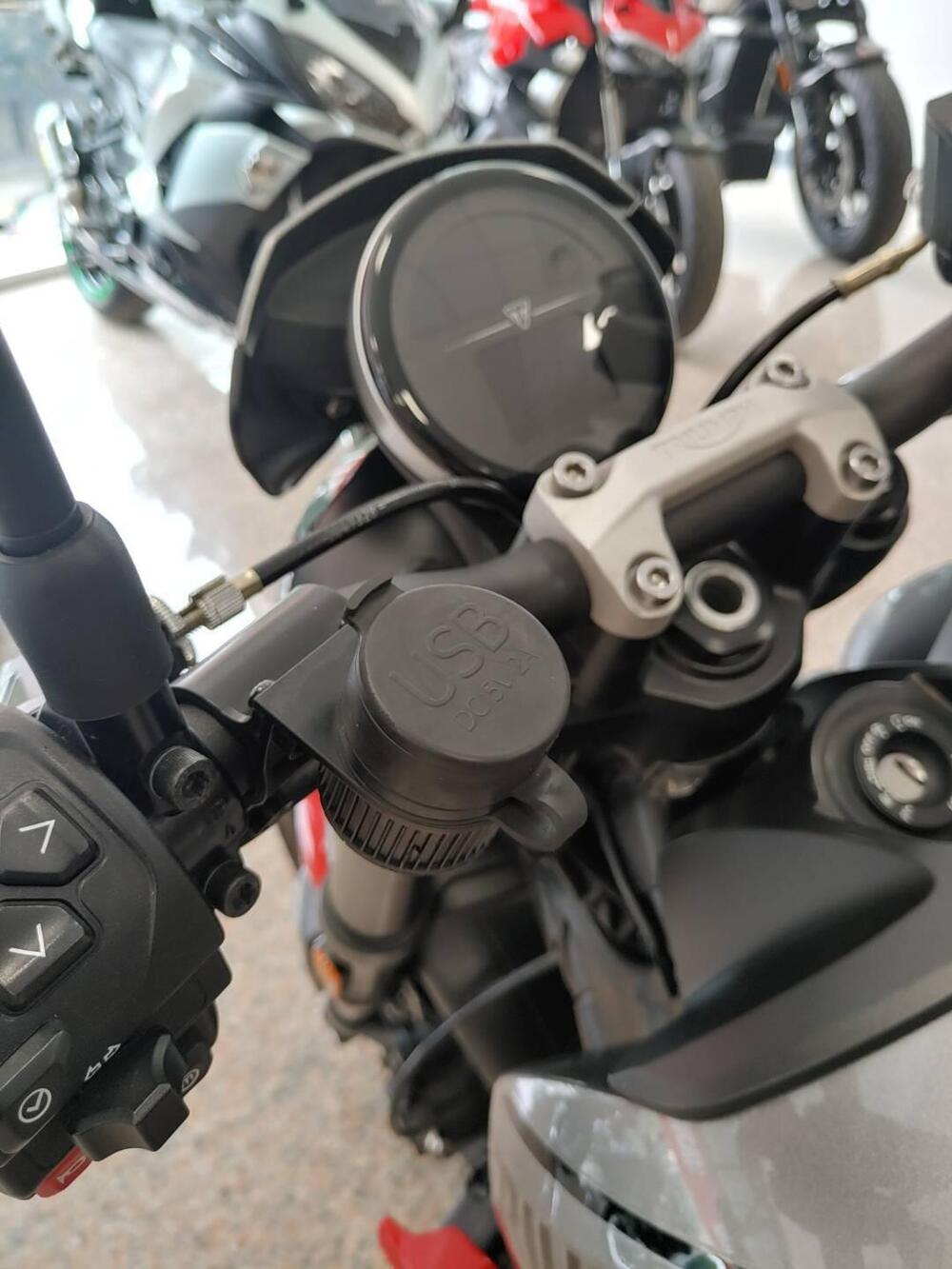 Triumph Trident 660 (2021 - 24) (7)