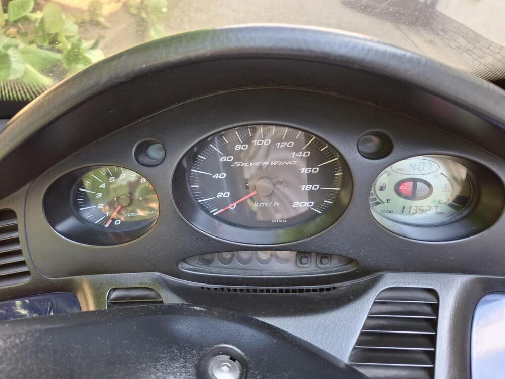 Honda Silver Wing 600 (2001 - 05) (2)