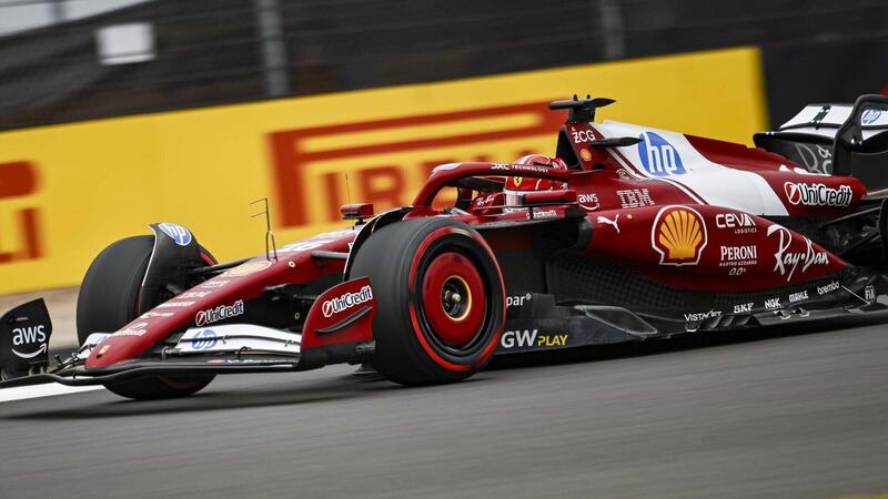 F1. GP Silverstone 2025, risultati FP3: Leclerc comanda davanti a Piastri e Verstappen. Norris 4&deg;, Hamilton penalizzato dalla bandiera rossa