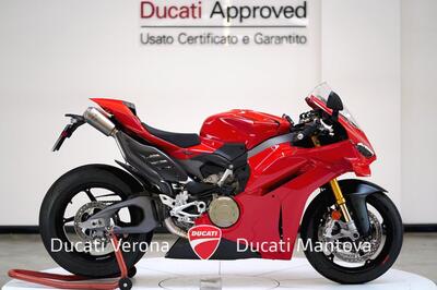 Ducati Panigale V4 S (2025) usata