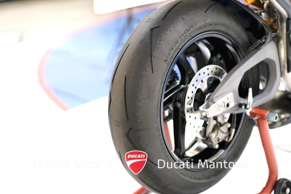 Ducati Panigale V4 S (2025) (12)