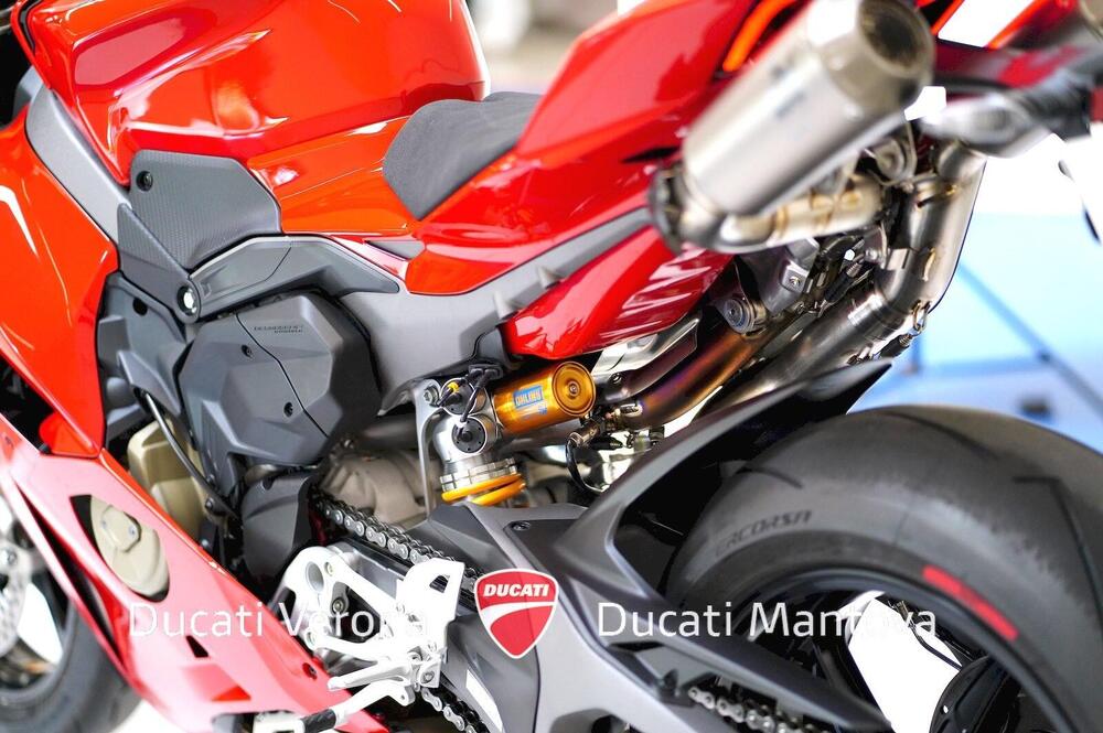 Ducati Panigale V4 S (2025) (14)