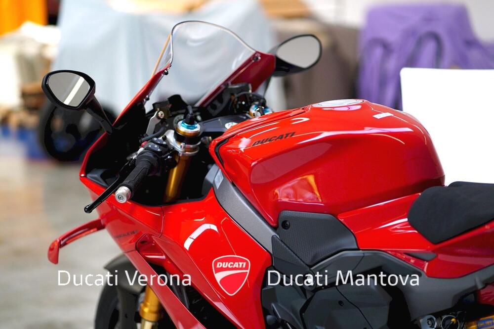 Ducati Panigale V4 S (2025) (15)