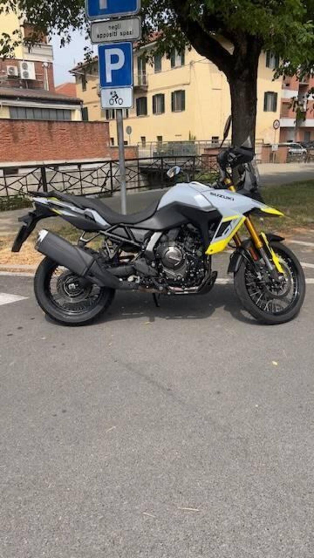 Suzuki V-Strom 800DE (2023 - 24) (2)