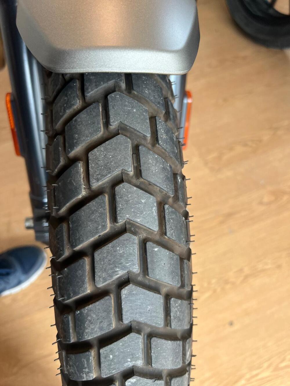 Royal Enfield Scram 411 (2022 - 24) (8)