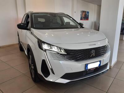 Peugeot 3008 BlueHDi 130 S&amp;S EAT8 Allure Pack del 2021 usata a Rende