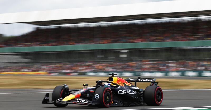 F1. Qualifiche GP Gran Bretagna 2025: pole per Verstappen a Silverstone. Battuti Piastri e Norris. Hamilton 5&deg; davanti a Leclerc