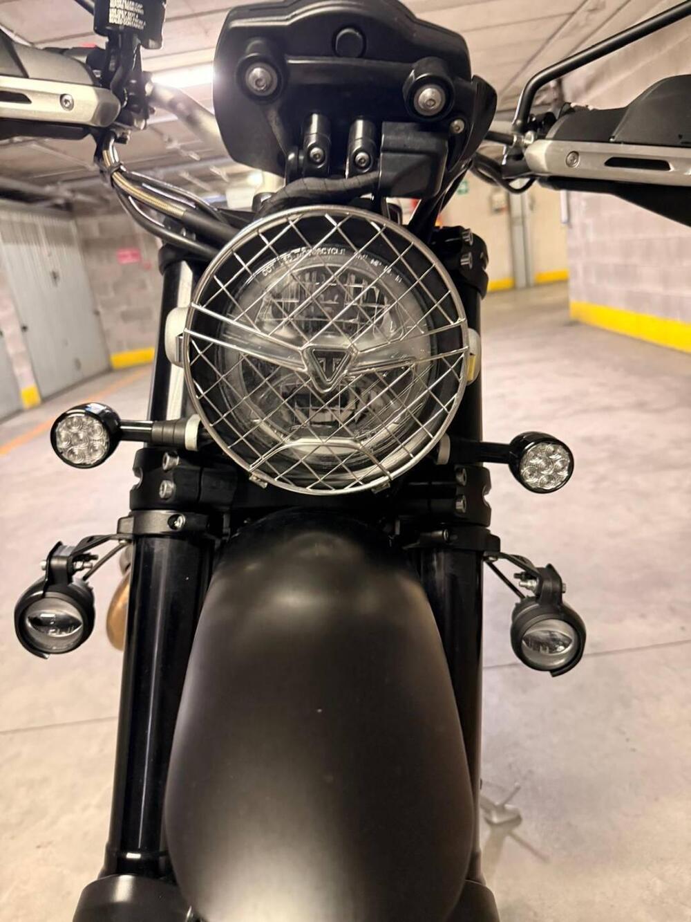 Triumph Scrambler 1200 XE Bond Edition (2020) (12)