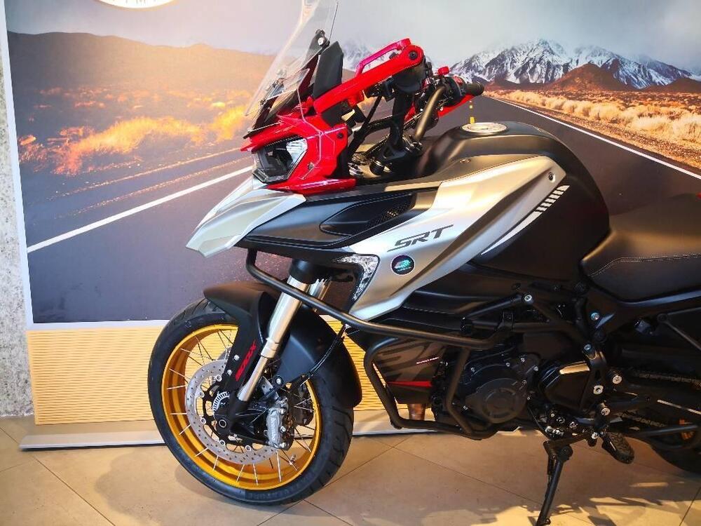 QJ Motor SRT 900 SX (2025 - 26) (10)