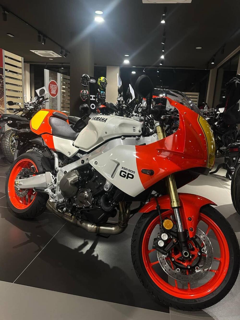 Yamaha XSR 900 GP (2024 - 26) (7)
