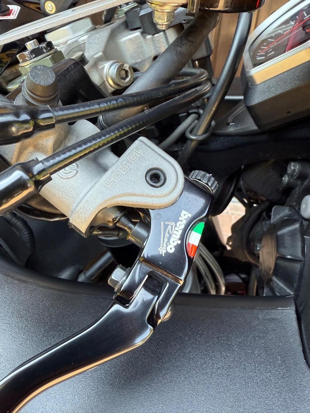 Honda CBR 1000 RR Fireblade (2008 - 11) (5)