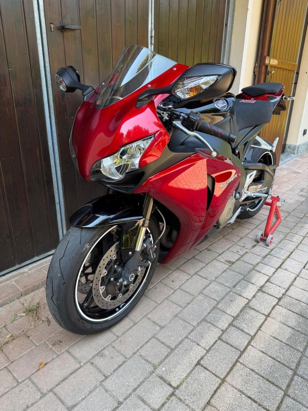 Honda CBR 1000 RR Fireblade (2008 - 11) (8)