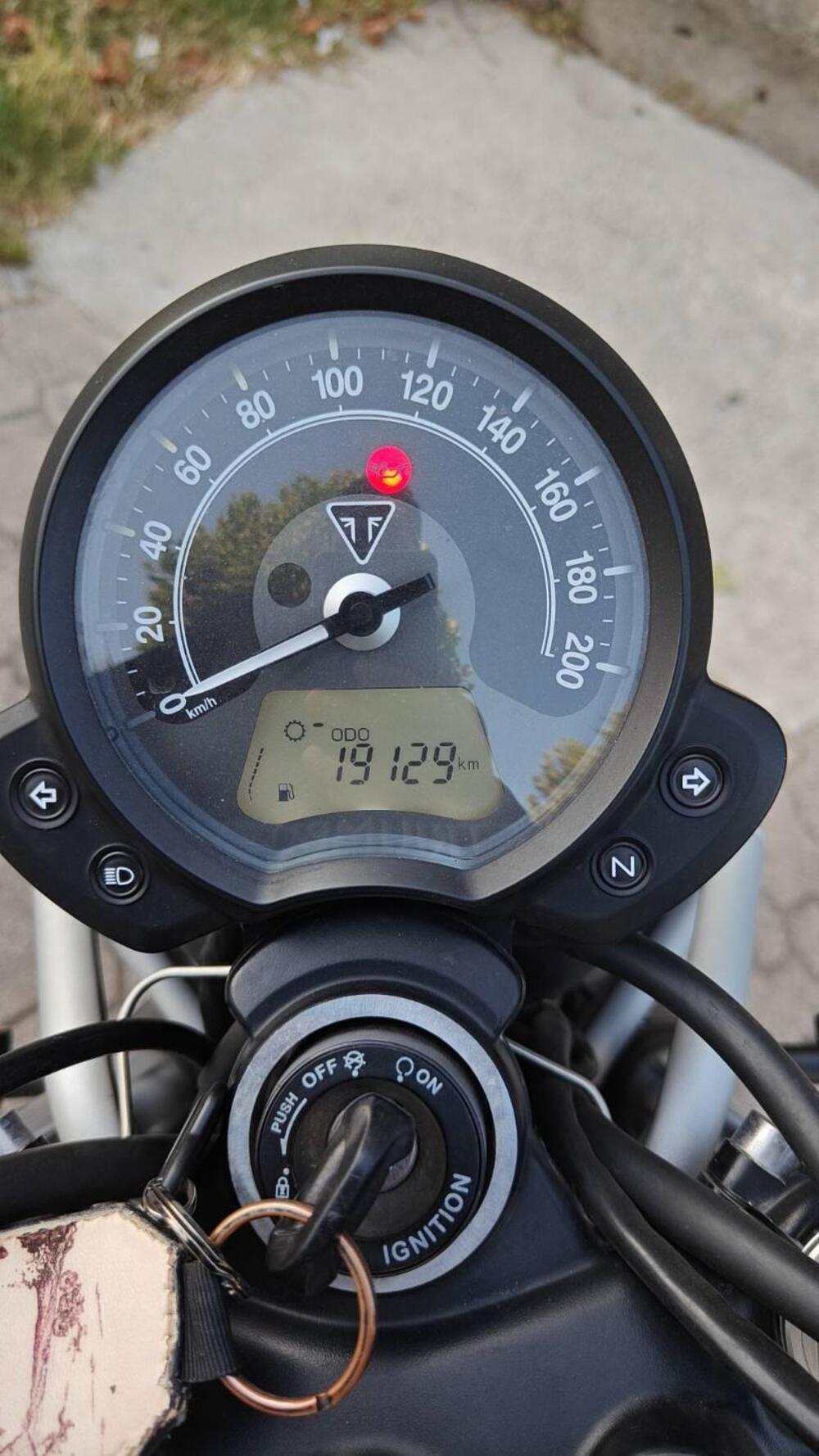 Triumph Scrambler (2006 - 17) (4)