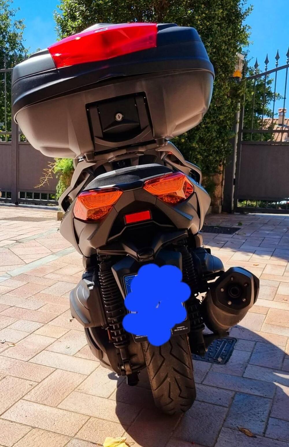 Yamaha X-Max 400 Tech Max (2020) (11)