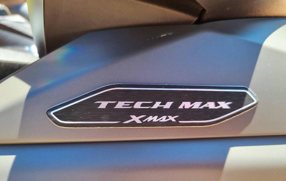 Yamaha X-Max 400 Tech Max (2020) (20)