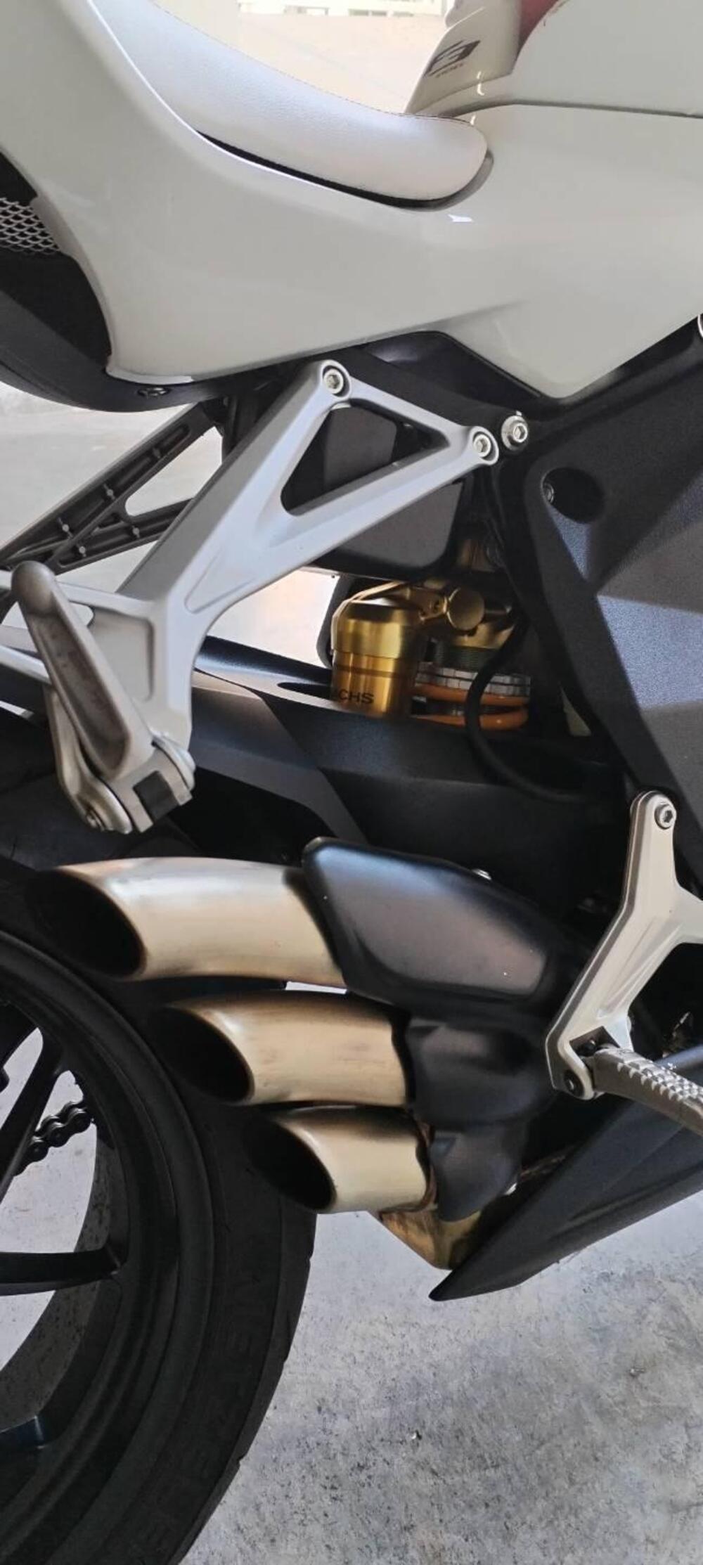 MV Agusta F3 800 EAS ABS (2013 - 17) (10)