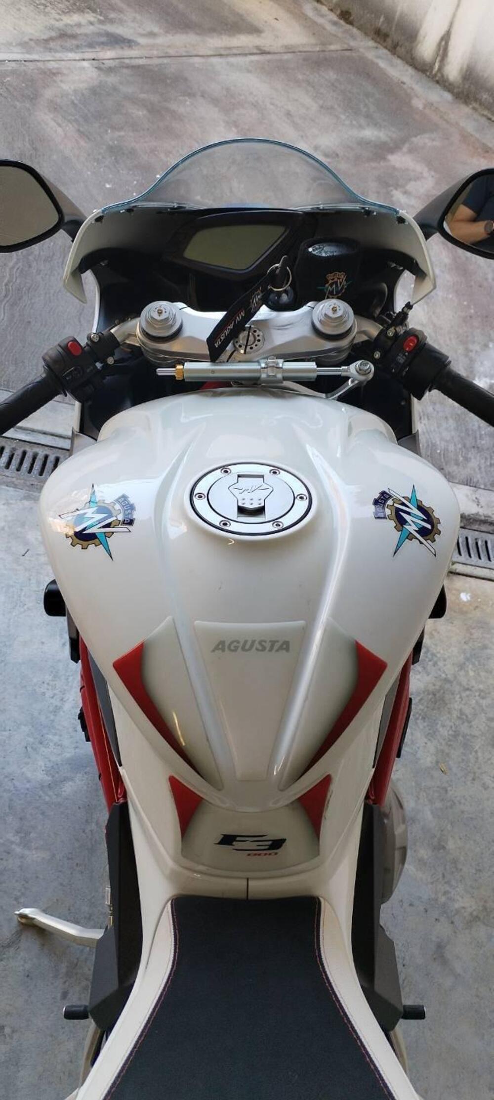 MV Agusta F3 800 EAS ABS (2013 - 17) (12)