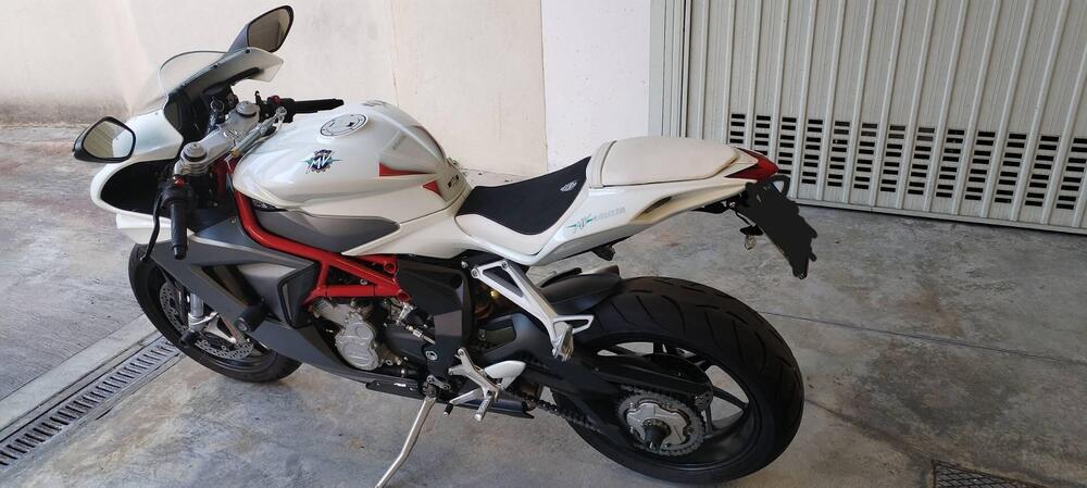 MV Agusta F3 800 EAS ABS (2013 - 17) (17)