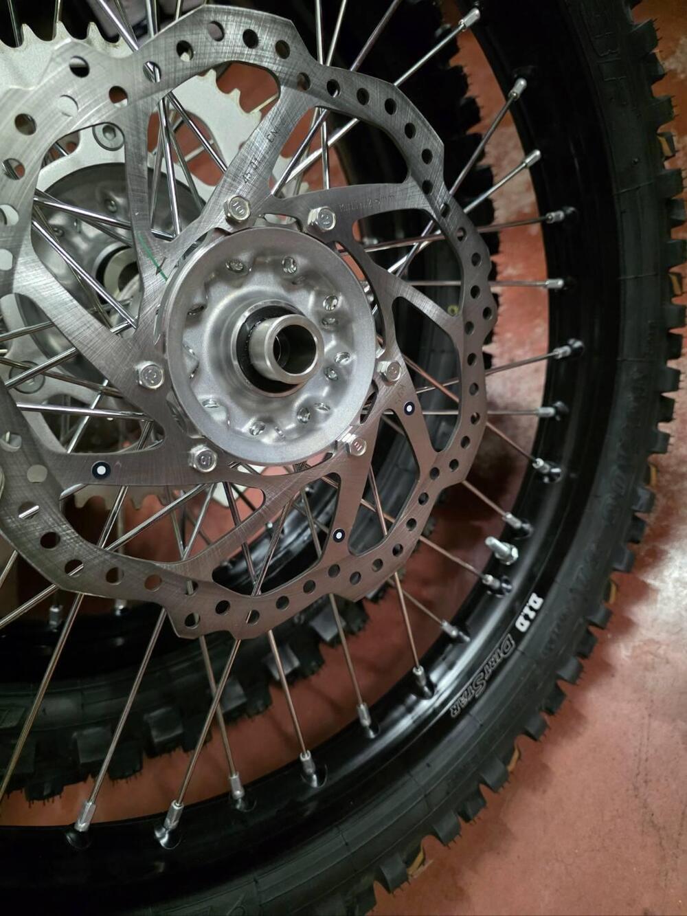 Honda CRF 450 R (2025) (9)