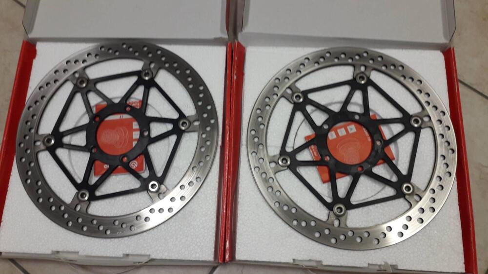 Dischi freno anteriori Brembo (2)