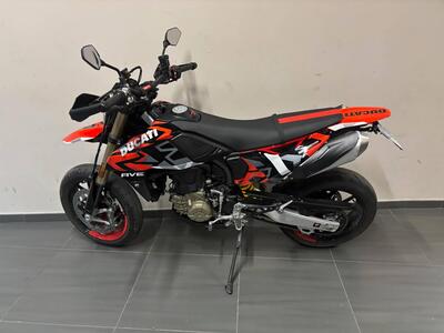Ducati Hypermotard 698 Mono RVE (2024 - 25) usata