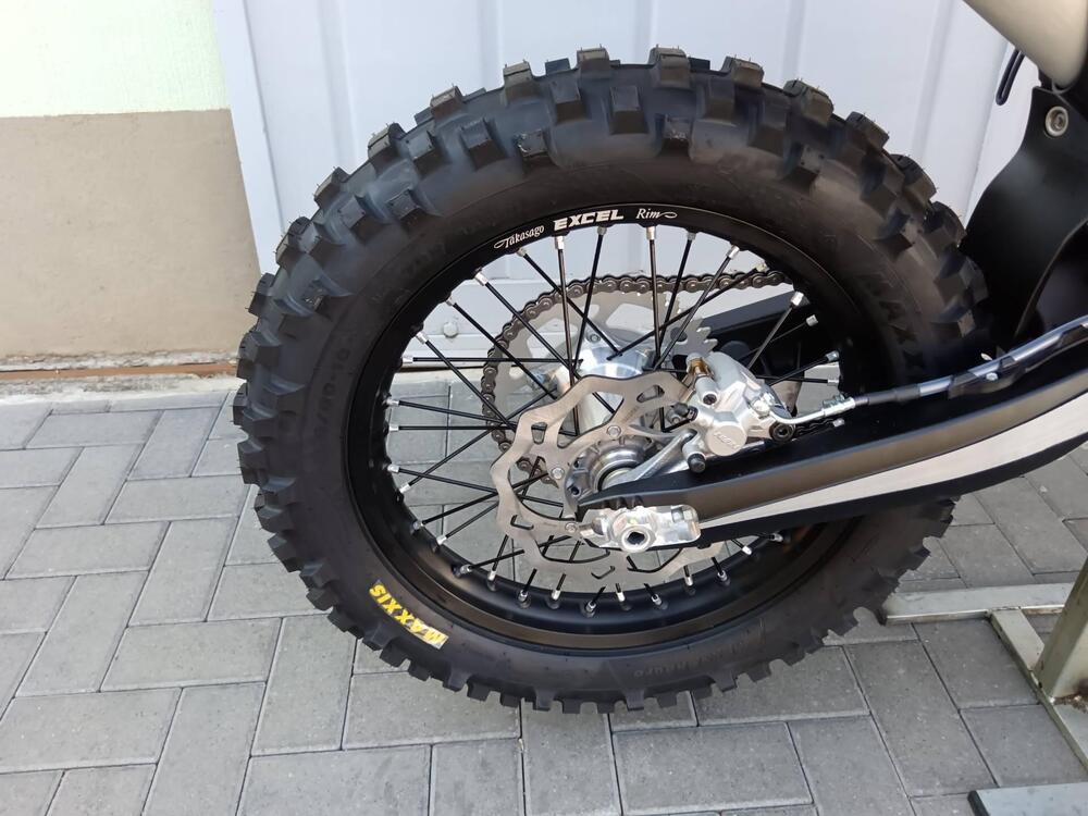 Betamotor RR X-PRO 300 2T Enduro (2026) (11)