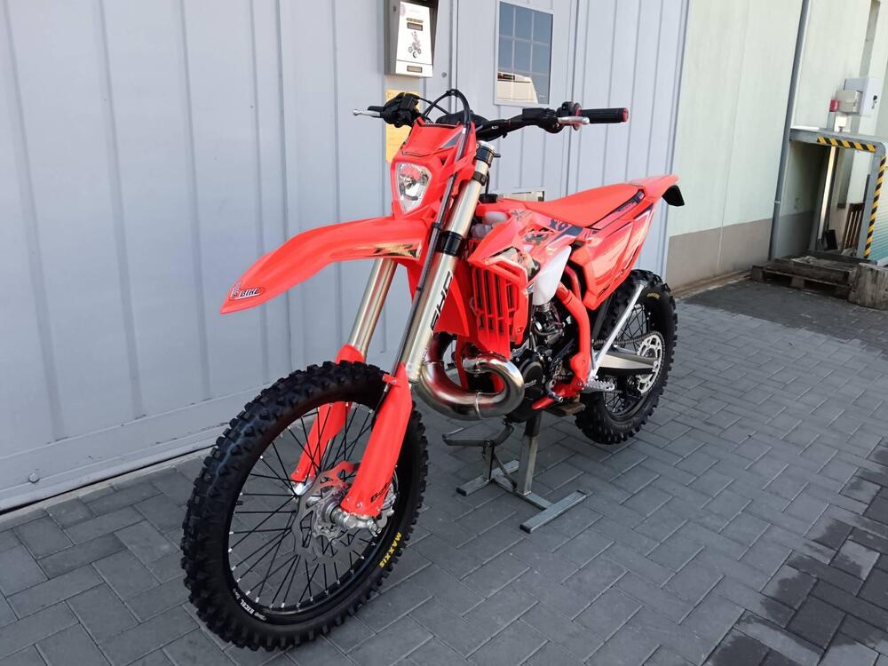 Betamotor RR X-PRO 300 2T Enduro (2026) (4)