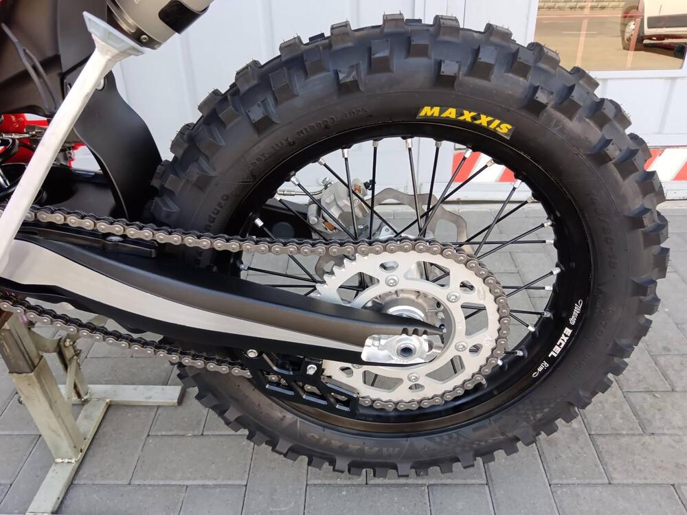 Betamotor RR X-PRO 300 2T Enduro (2026) (12)