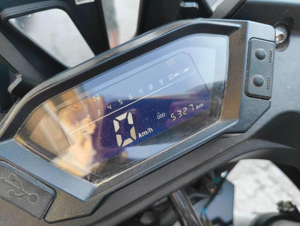 Voge Valico 300 Rally (2022 - 25) (8)