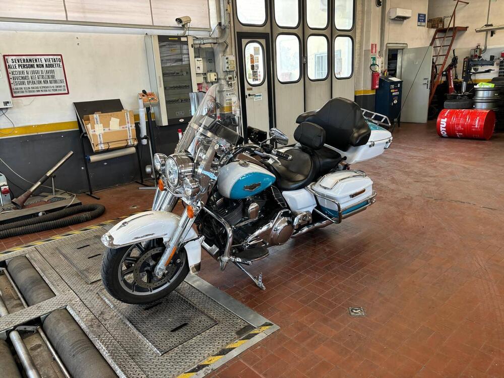 Harley-Davidson 103 Road King Classic (2014 - 16) - FLHRC (2)