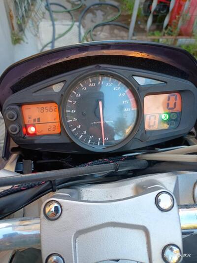 Suzuki GSR 600 (2006 - 11) usata