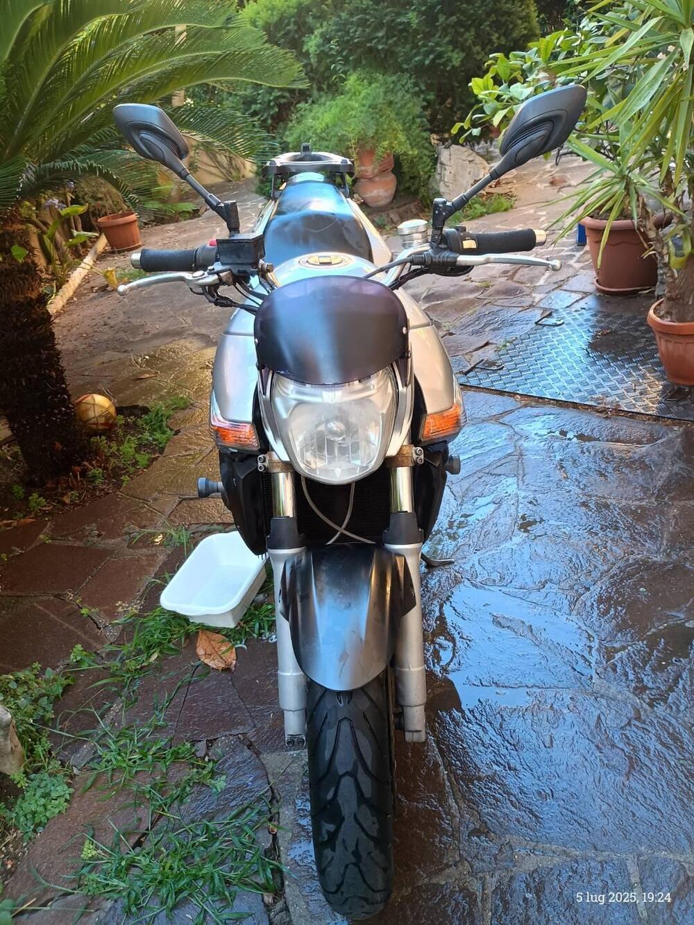 Suzuki GSR 600 (2006 - 11) (6)