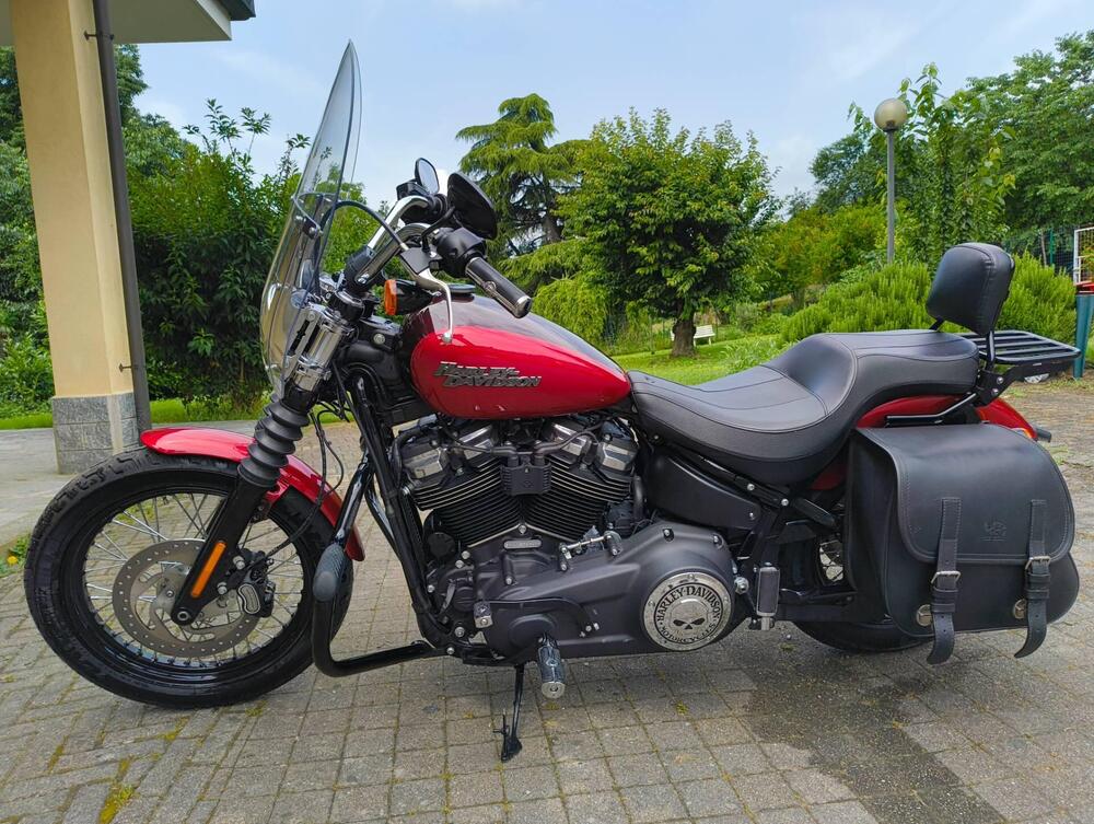 Harley-Davidson 107 Street Bob (2018 - 20) - FXBB (2)