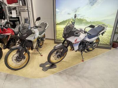 Honda Transalp XL750 (2025) nuova