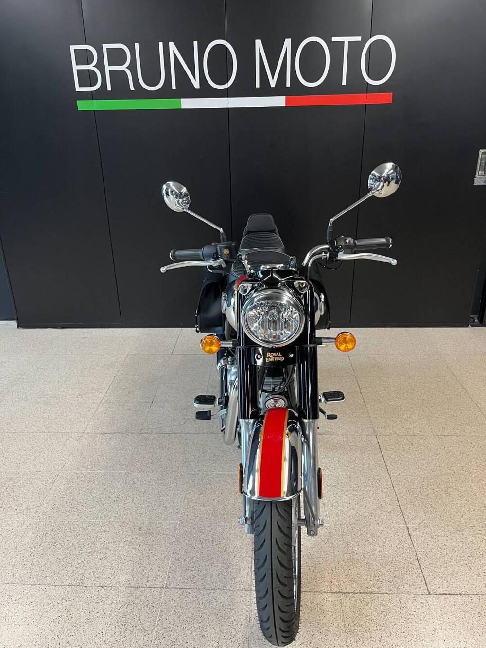 Royal Enfield Classic 350 (2021 - 26) (3)