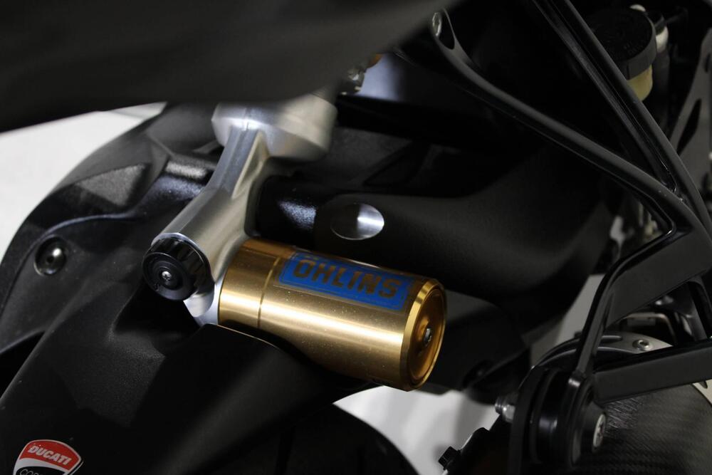 Ducati Monster 1200 R (2016 - 19) (9)