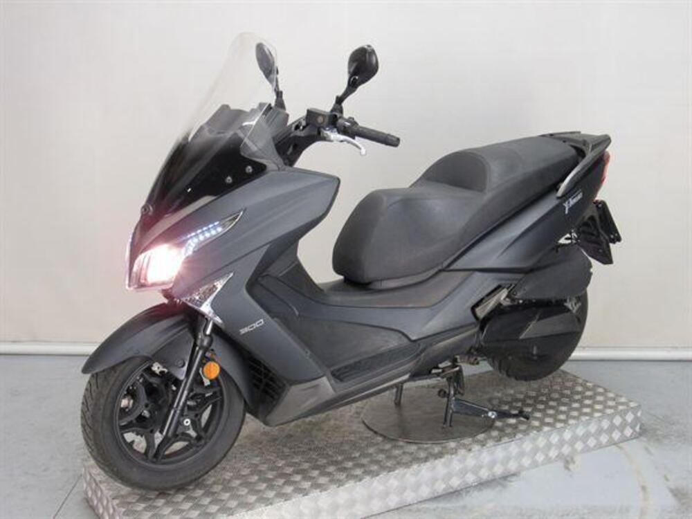 Kymco X-Town 300i ABS (2016 - 20) (3)