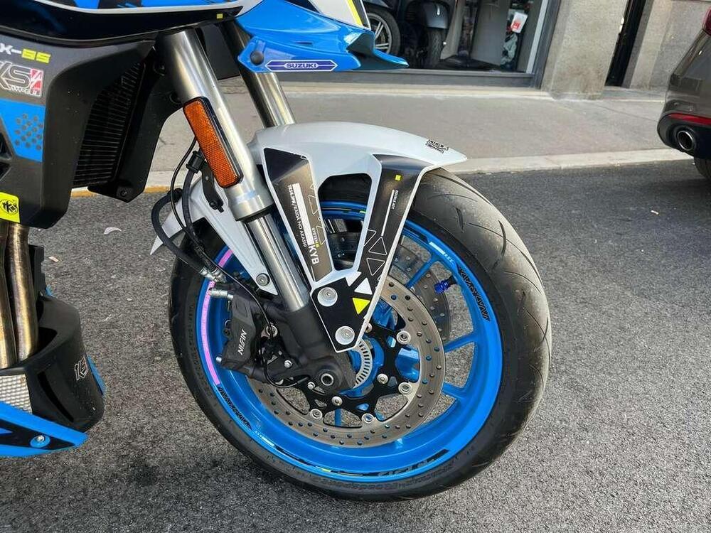 Suzuki GSX-8S Team Suzuki Edition (2024) (5)