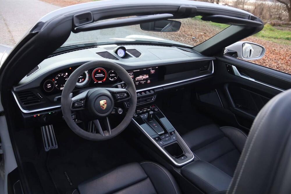 Porsche 911 Cabrio usata a Varese (8)