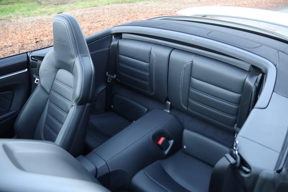 Porsche 911 Cabrio usata a Varese (9)