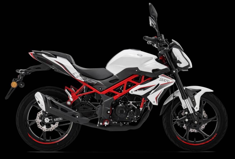 Benelli BN 125 (2026) (2)